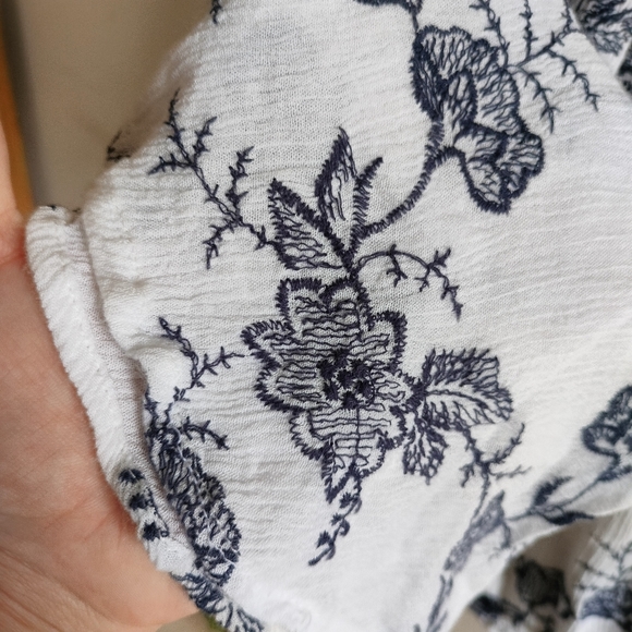 Navy and White Embroidered Bell Sleeve Blouse - Picture 13 of 17